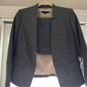 4P Ann Taylor Charcoal Blazer & Skirt Suit Set